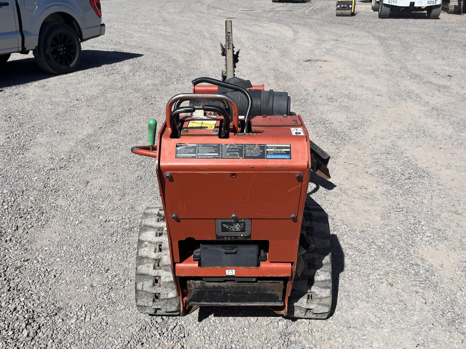 DITCH WITCH C24X